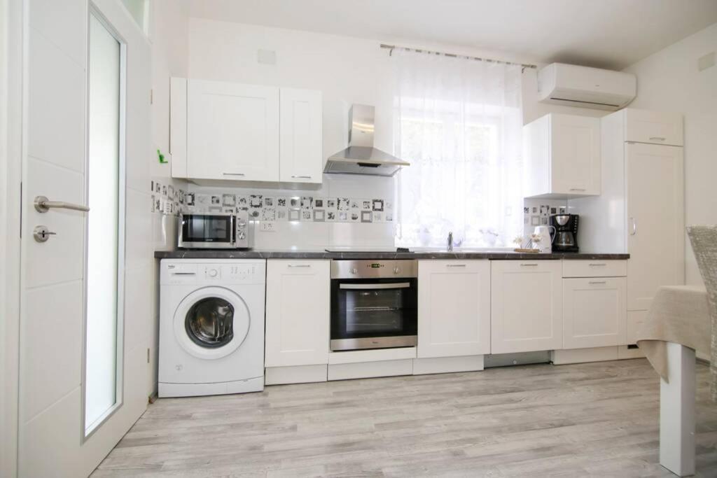 Apartman Buki **** スプリト エクステリア 写真