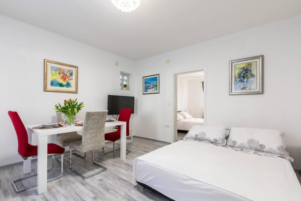 Apartman Buki **** スプリト エクステリア 写真